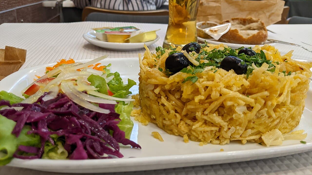 Source photograph of Bacalhau à Brás