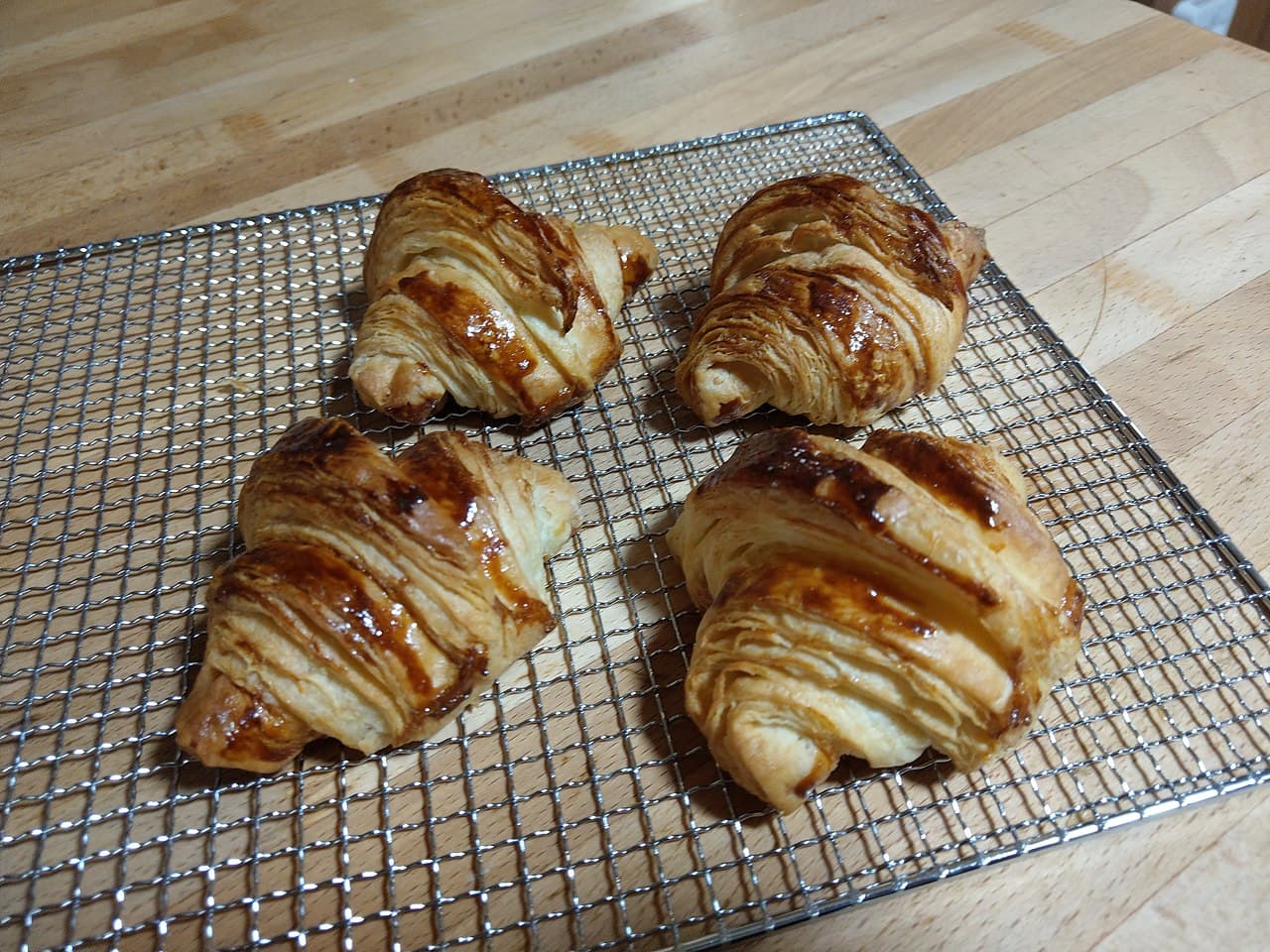 Source photograph of Croissant