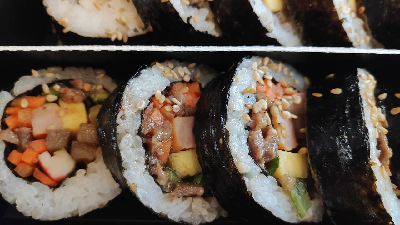 Source photograph of Gimbap