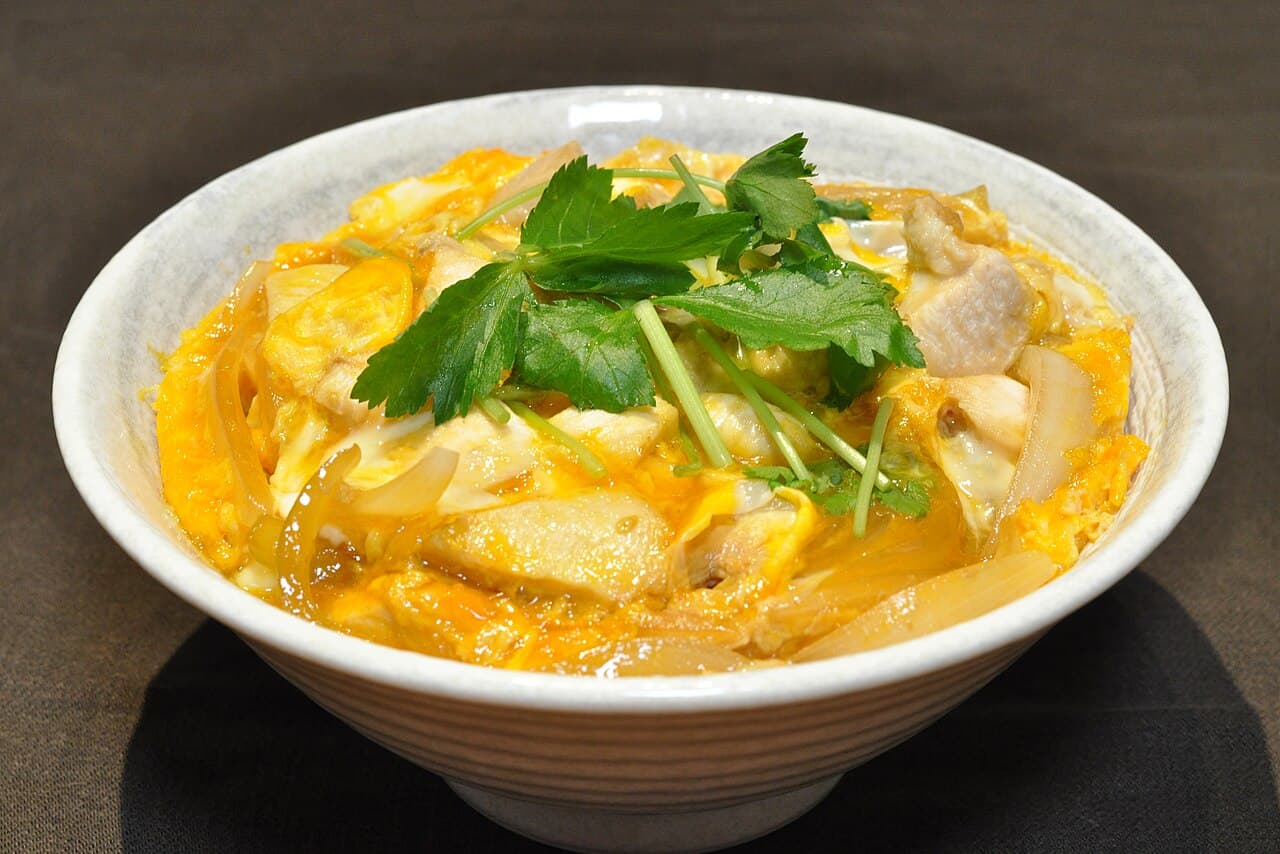 Source photograph of Oyakodon