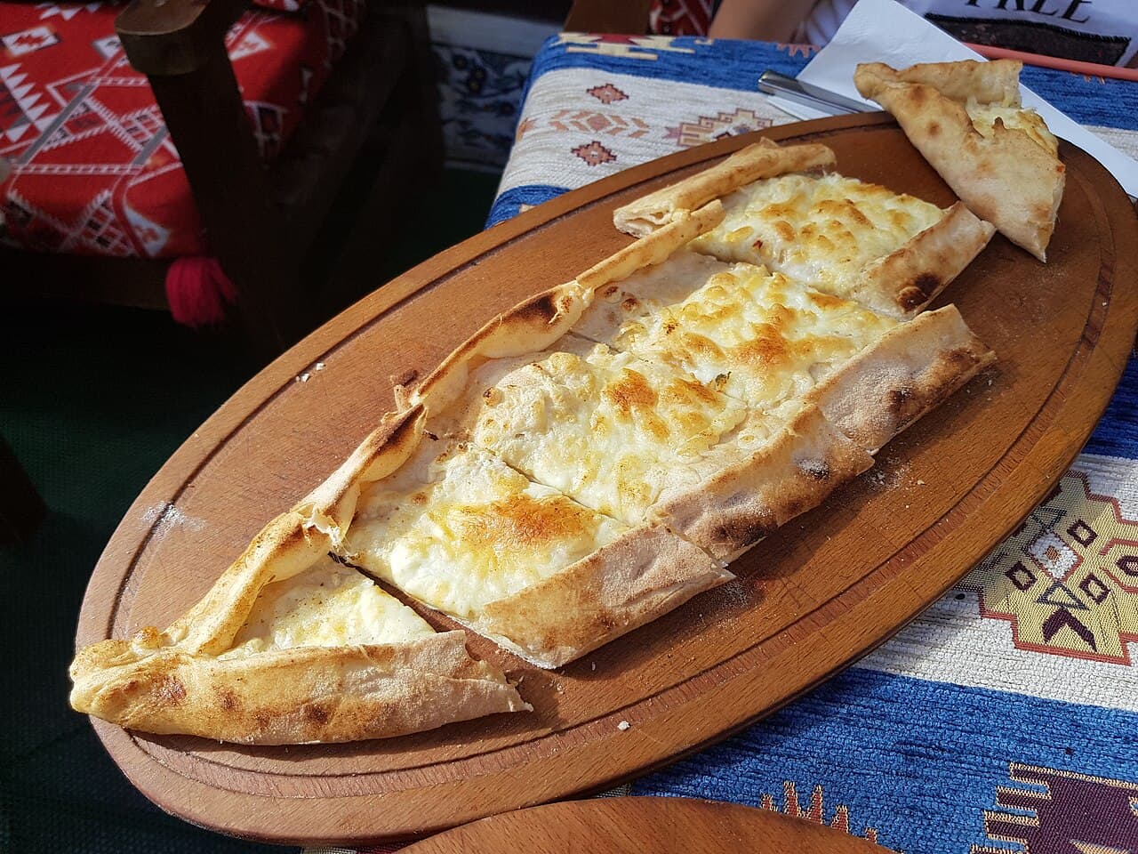Source photograph of Pide
