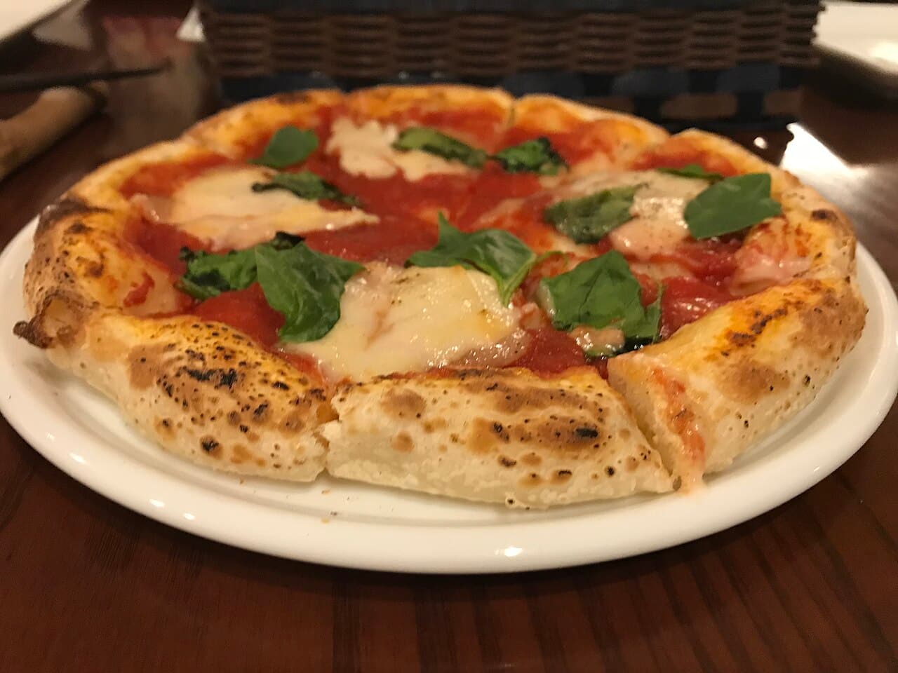 Source photograph of Pizza Margherita