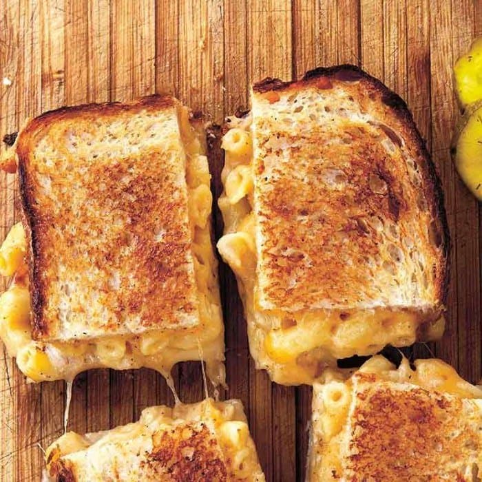 Source photograph of Grilled Mac and Cheese Sandwich