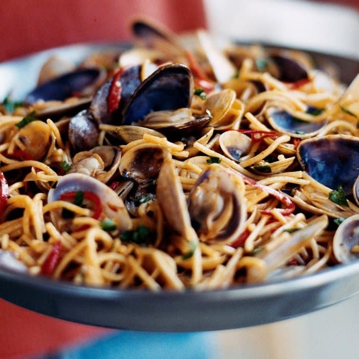 Source photograph of Seafood fideuà