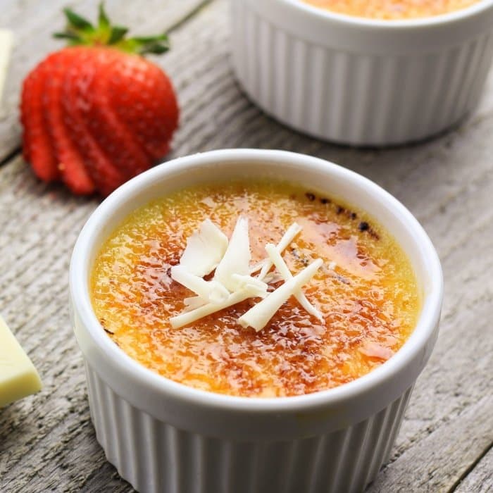 Source photograph of White chocolate creme brulee