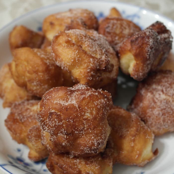 Source photograph of Timbits