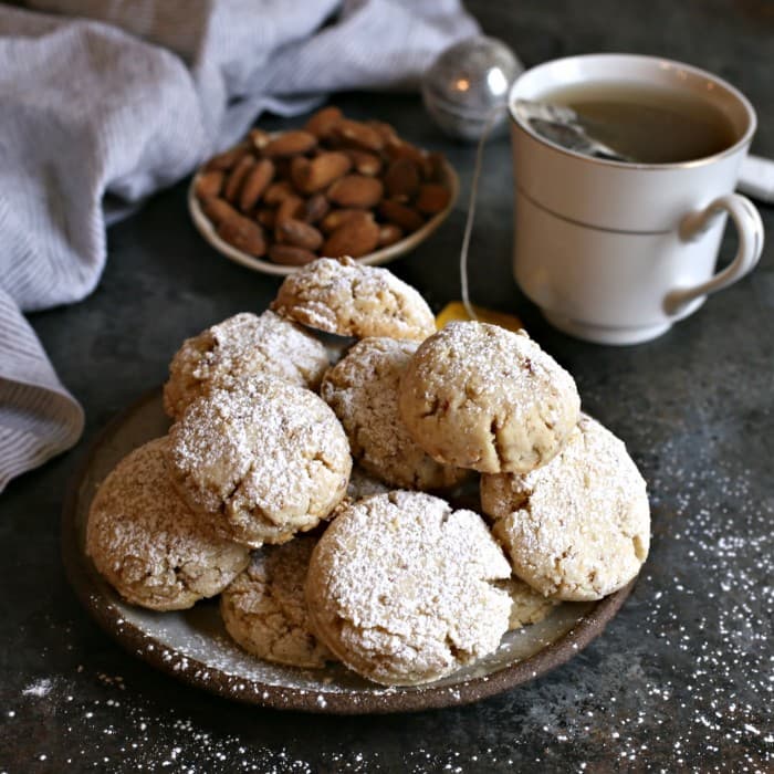 Source photograph of Cashew Ghoriba Biscuits