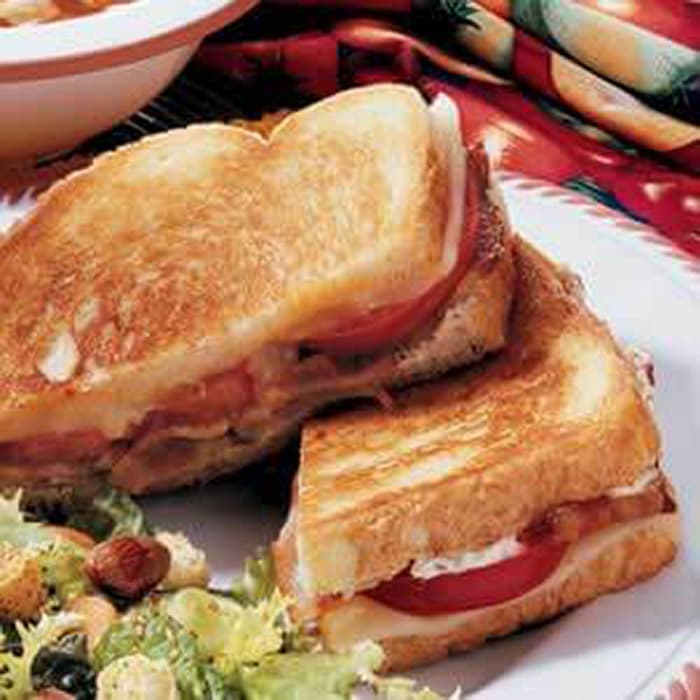 Source photograph of Lasagna Sandwiches