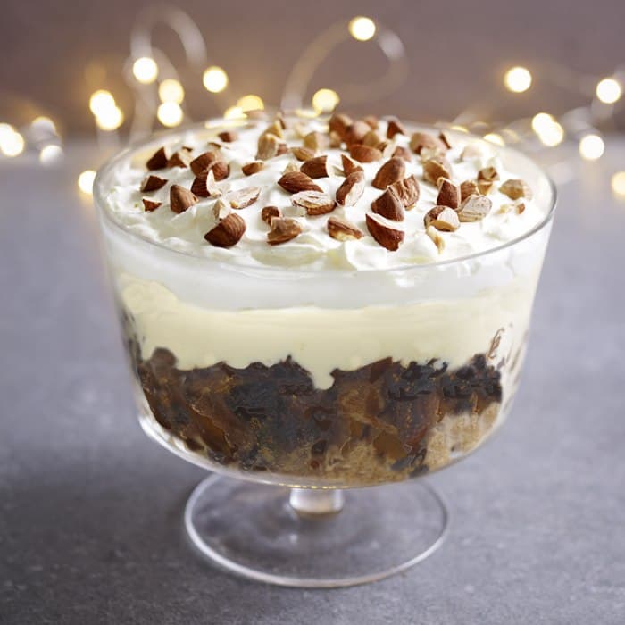 Source photograph of Christmas Pudding Trifle