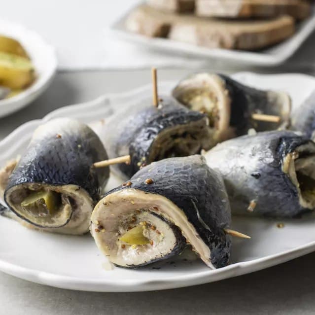 Source photograph of Sledz w Oleju (Polish Herrings)