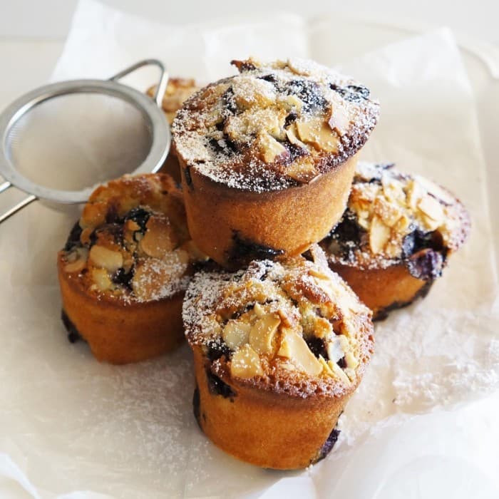 Source photograph of Blueberry & lemon friands