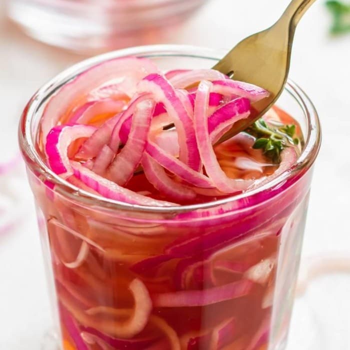 Source photograph of Red onion pickle