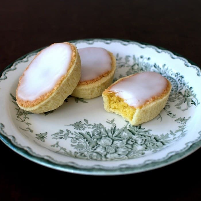 Source photograph of Mazariner – Scandinavian Almond Tartlets