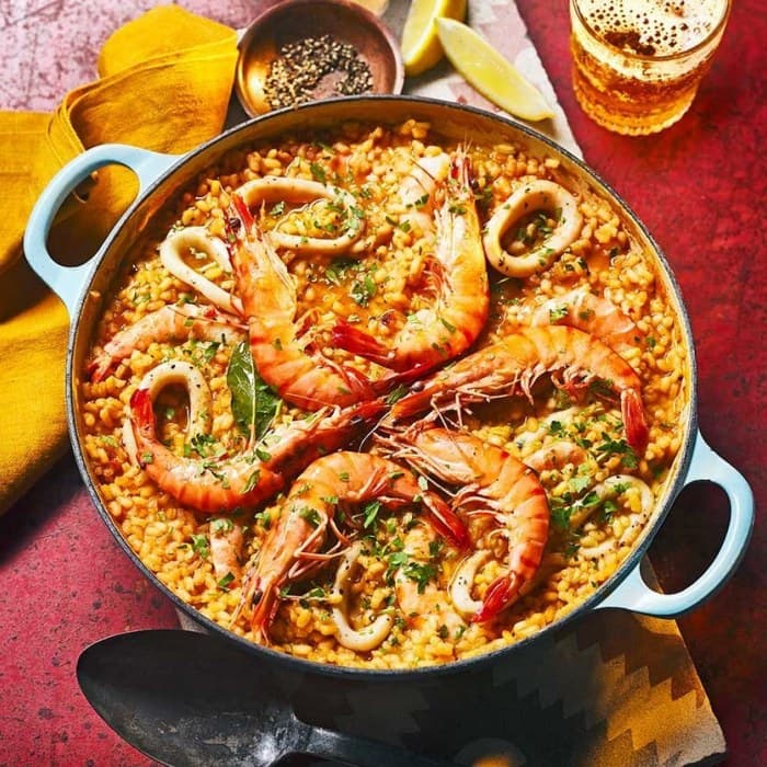 Source photograph of Arroz con gambas y calamar