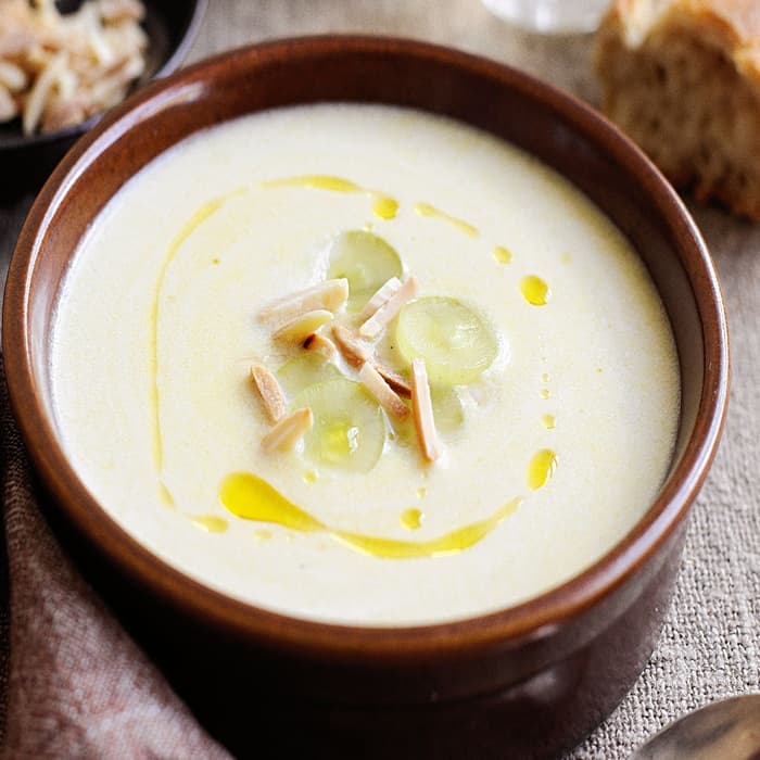 Source photograph of Ajo blanco
