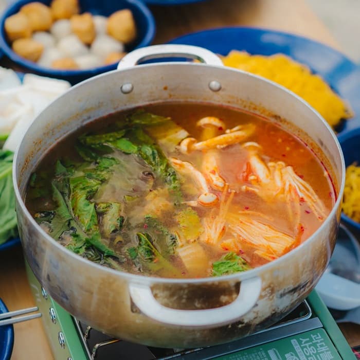 Source photograph of Vietnamese-style veggie hotpot