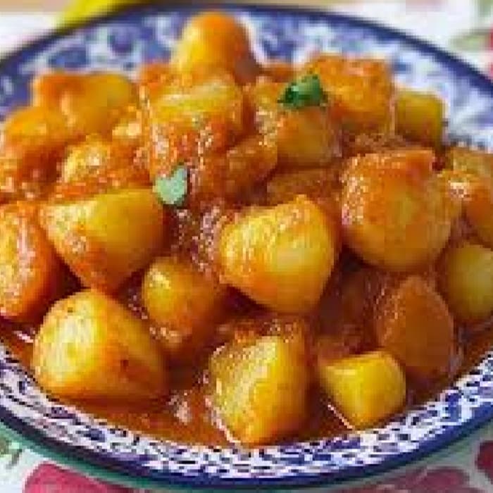 Source photograph of Chtitha Batata (Algerian Potato Stew)