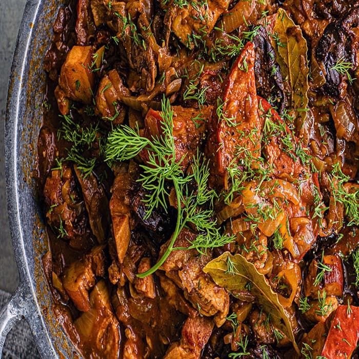 Source photograph of Bigos (Polish hunter's stew)