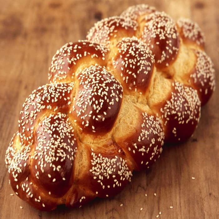 Source photograph of Challah