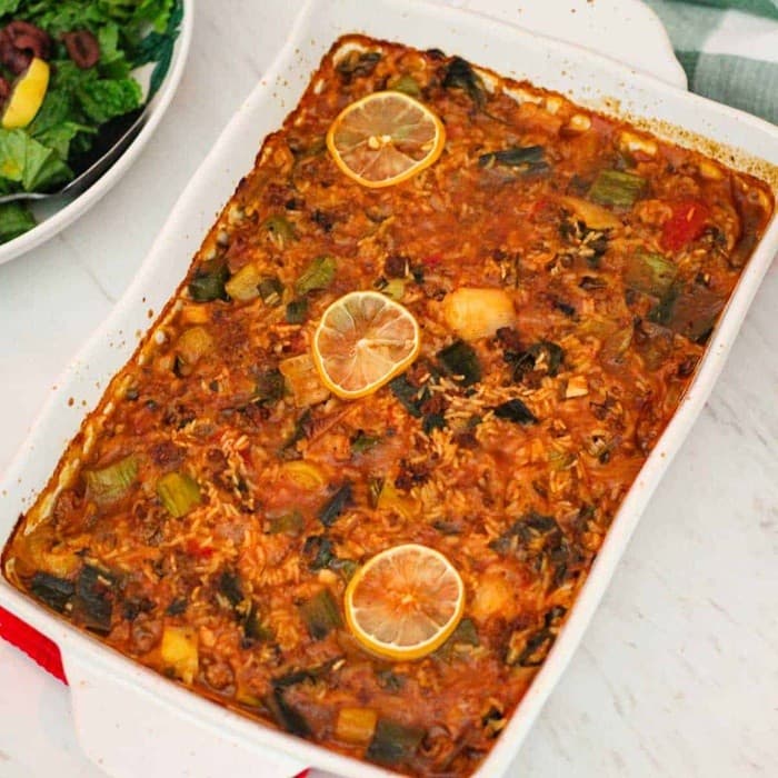 Source photograph of Tavë me Presh ska Mish Meatless Leek Bake