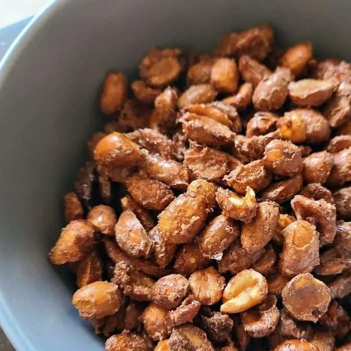 Source photograph of Paracuca (Roasted Peanuts)
