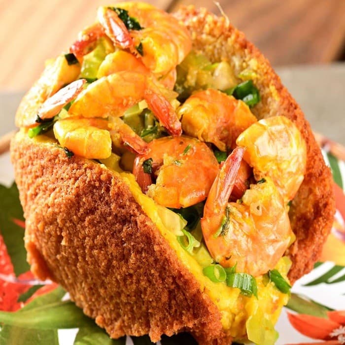 Source photograph of Acaraje black-eyed pea fritters with shrimp filling