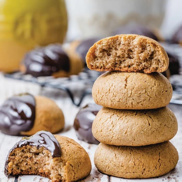 Source photograph of Bulgarian Honey Cookies
