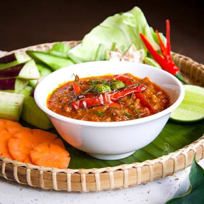 Source photograph of Prahok Ktis – Pork and Coconut Dip