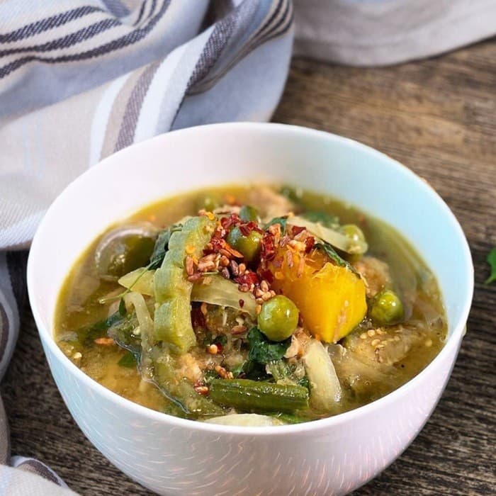 Source photograph of Samlar Machu Kreung – Cambodian Sour Stew