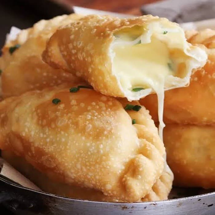 Source photograph of Empanadas Fritas de Queso