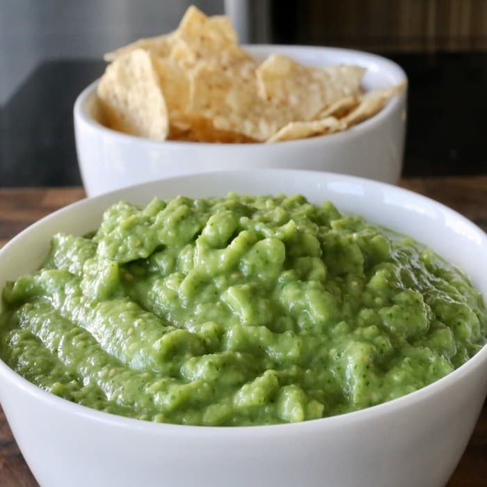 Source photograph of Ají de Aguacate Recipe (Colombian Spicy Avocado Sauce)