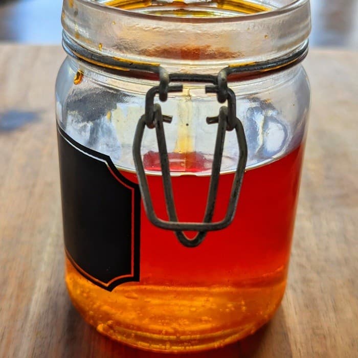 Source photograph of Achiote Oil (Aceite Achiotado) Recipe