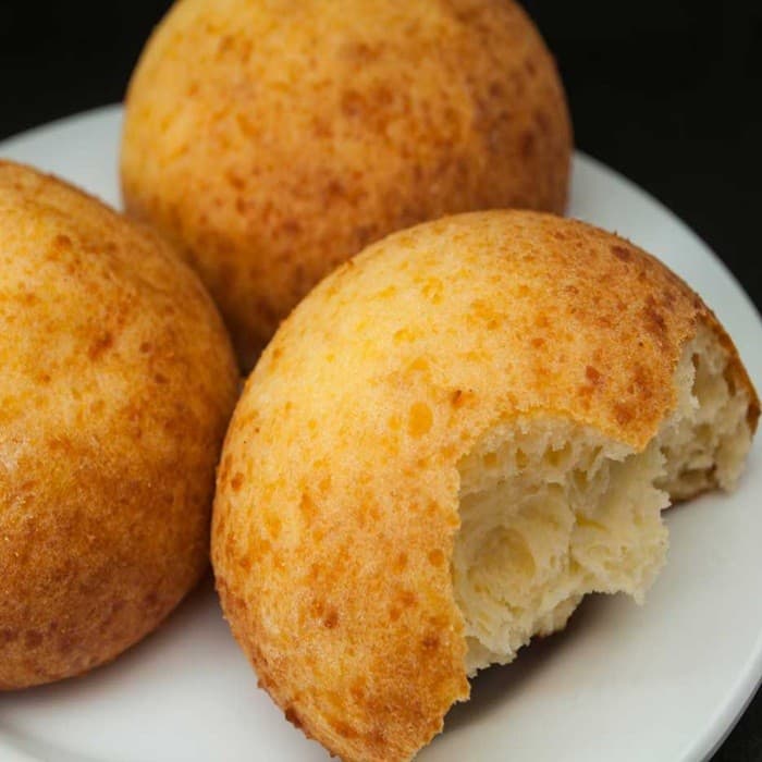 Source photograph of Almojábanas (Colombian Cheese Bread)