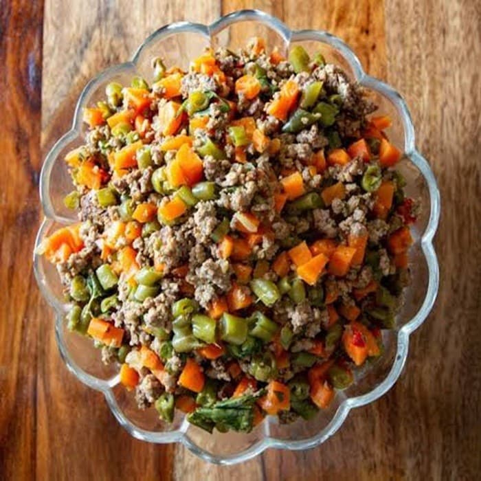Source photograph of Picadillo de Vainicas (Green Beans Picadillo)