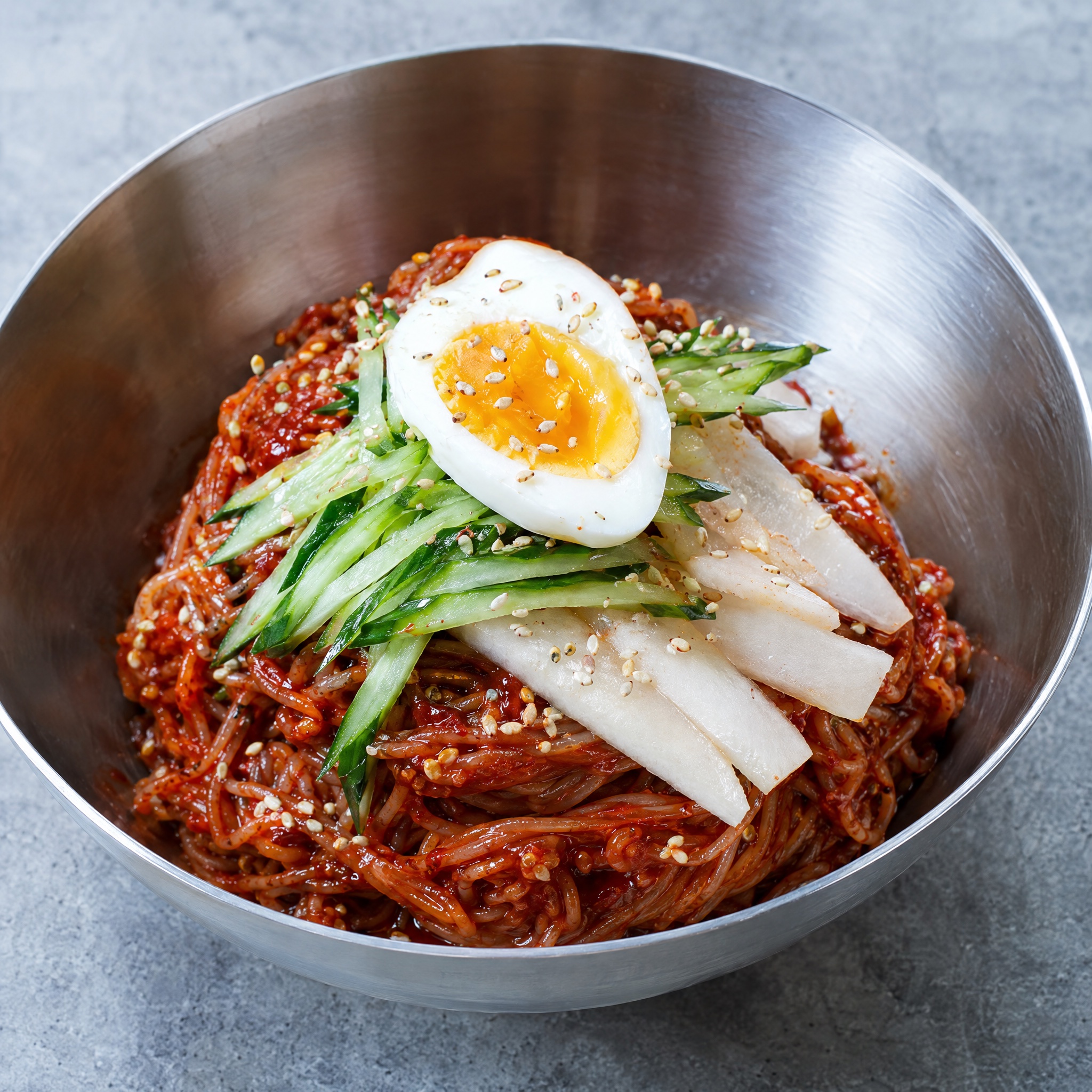 Source photograph of Bibim-naengmyeon. Not official I Want Some Food pixel artwork.